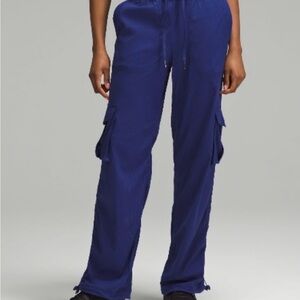 Lululemon Athletica Dance Studio Relaxed fit Cargo Pants. LIMITED TIME DISCOUNT.